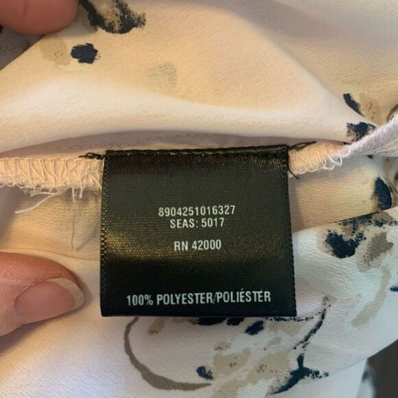 Attention Pink V-neck Long Sleeve Floral White Blouse Top Size XL - Picture 7 of 8